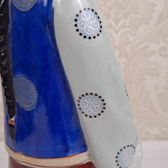 Vintage Porcelain Chinese Boy Statue Traditional Clothing Hand Painted - Picture 10 of 14